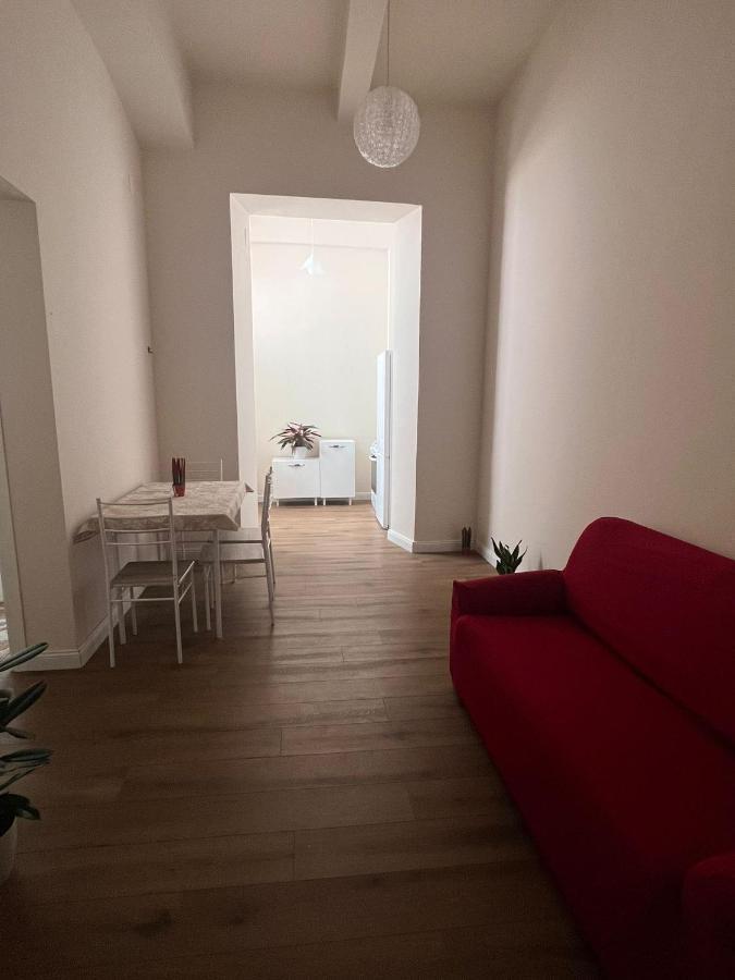 Reggioduomo Apartment เรจโจ ดี คาลาเบีย ภายนอก รูปภาพ