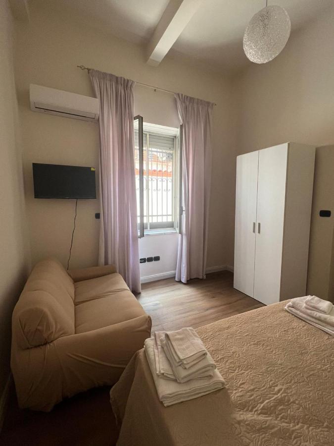 Reggioduomo Apartment เรจโจ ดี คาลาเบีย ภายนอก รูปภาพ